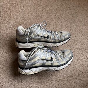 Nike Women’s 8.5 P-6000